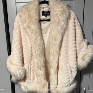 Soft Cream Faux Fur Wrap